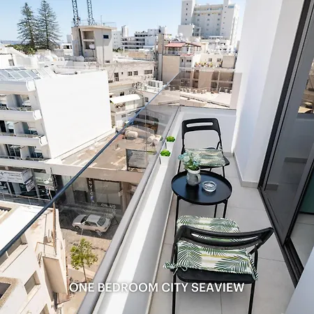 Lazuli & Seaview Apartamento Larnaca