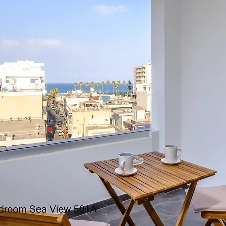 Lazuli & Seaview Apartment Larnaca
