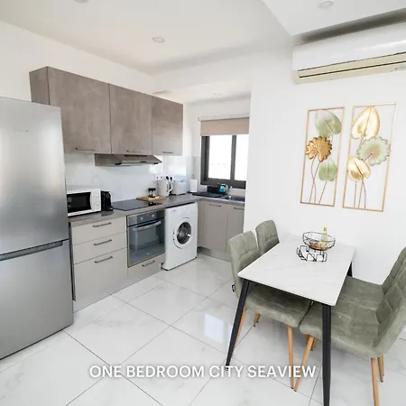 Lazuli & Seaview Apartament