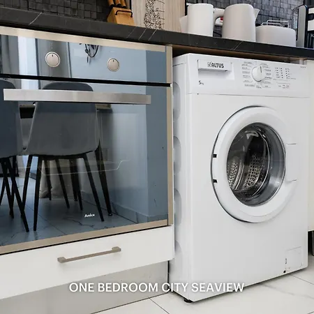 Апартаменти Lazuli & Seaview *