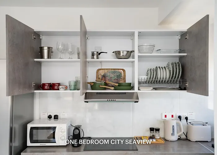 Апартаменти Lazuli & Seaview